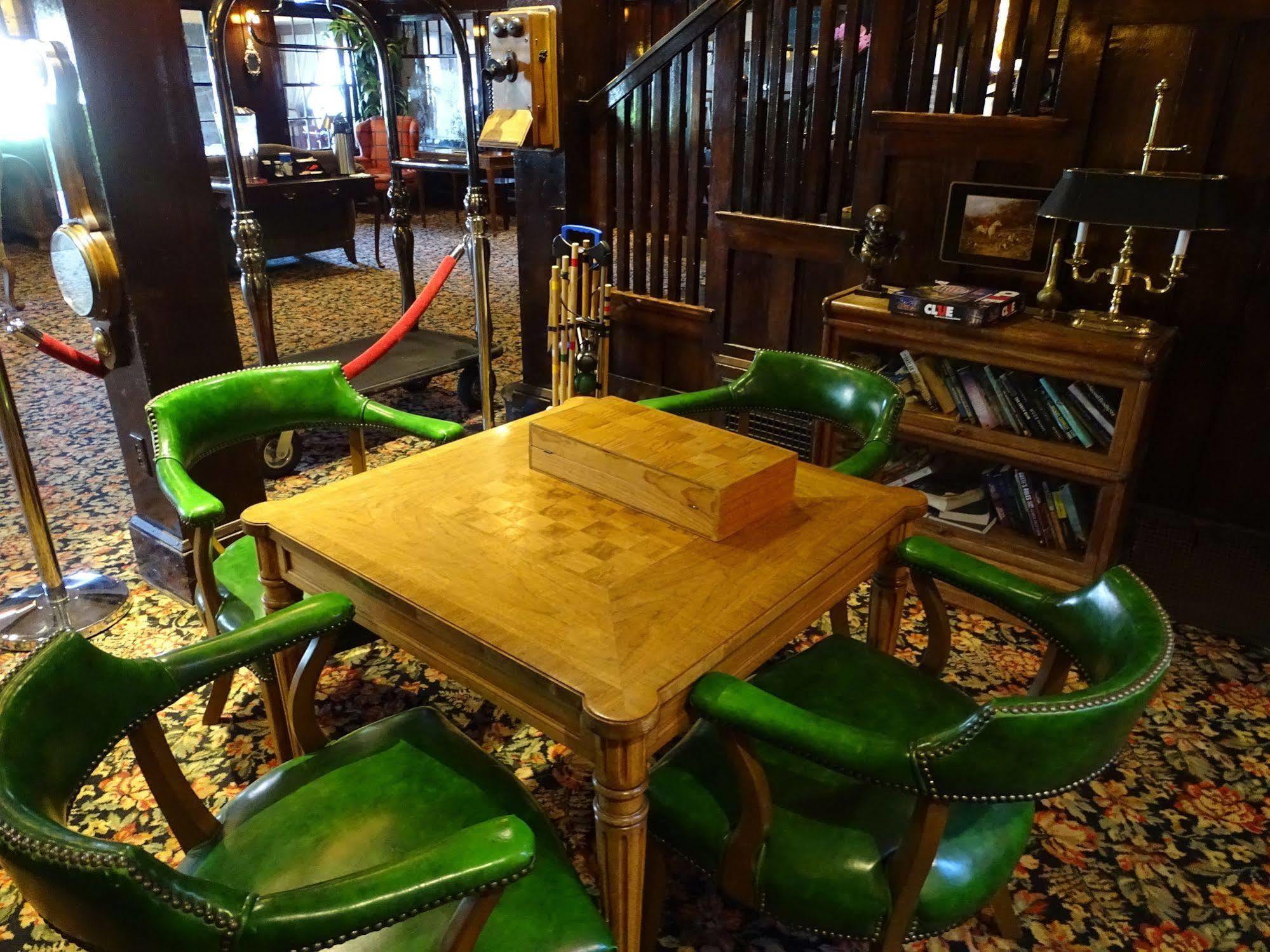 Glen Tavern Inn Santa Paula Kültér fotó